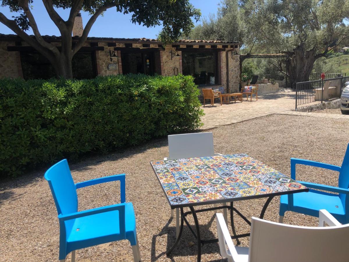 阿格里真托Agriturismo Roba Degli Ulivi别墅 外观 照片