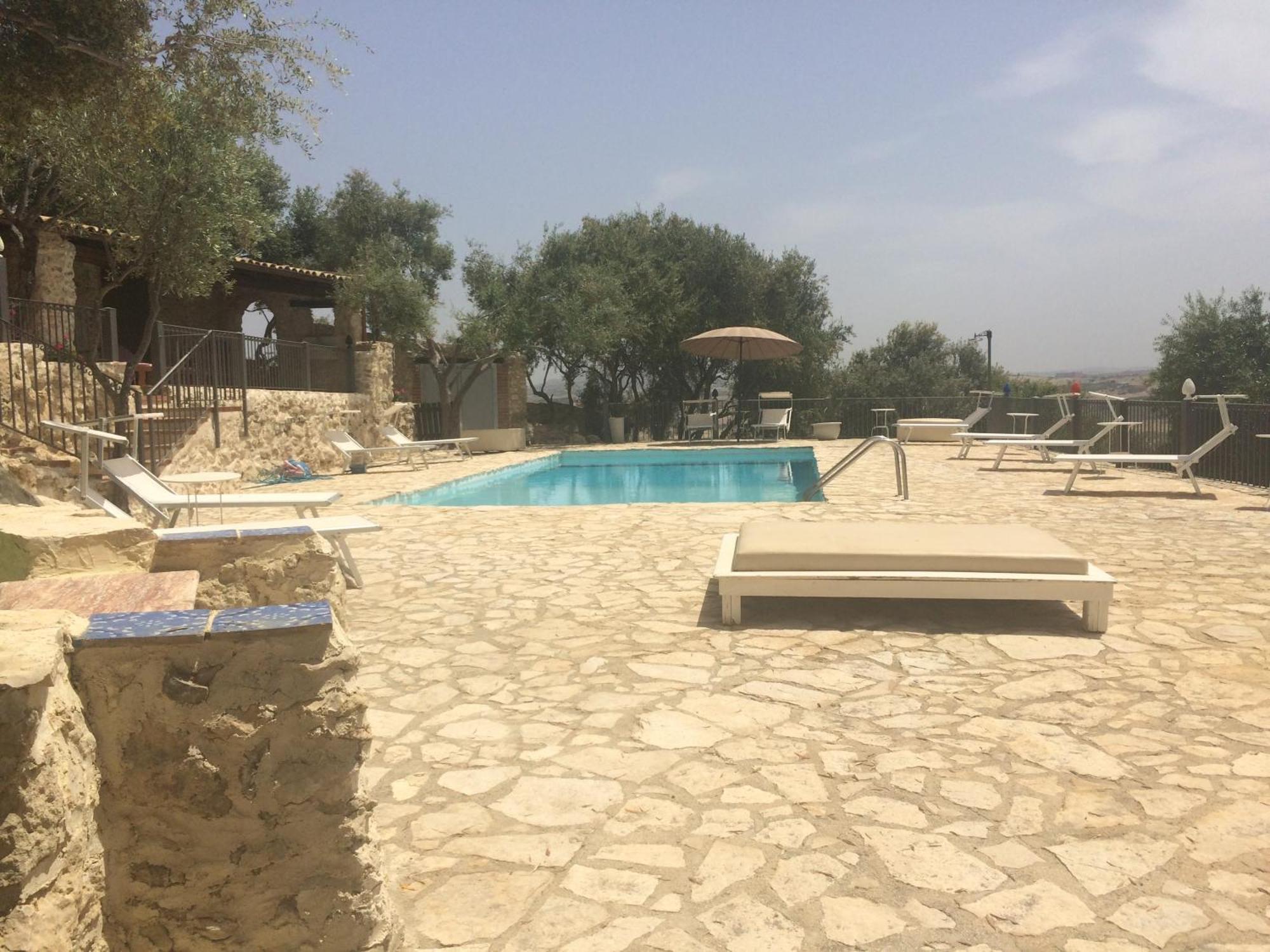 阿格里真托Agriturismo Roba Degli Ulivi别墅 外观 照片